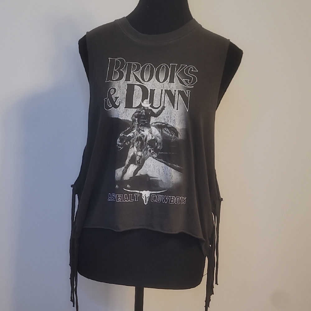 Brooks & Dunn Black Crop Top